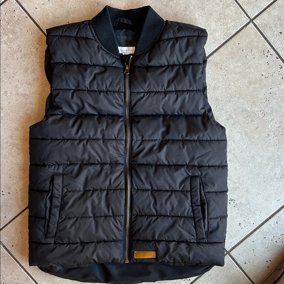 Scene and Heard Kids Black Puffer Vest - Picture 4 of 6